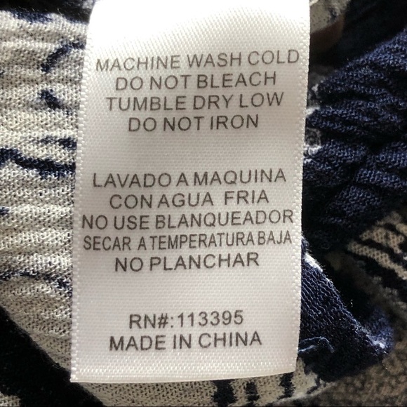 Altar’d State Navy Blue Rayon Flowy Blouse Small - Picture 8 of 9